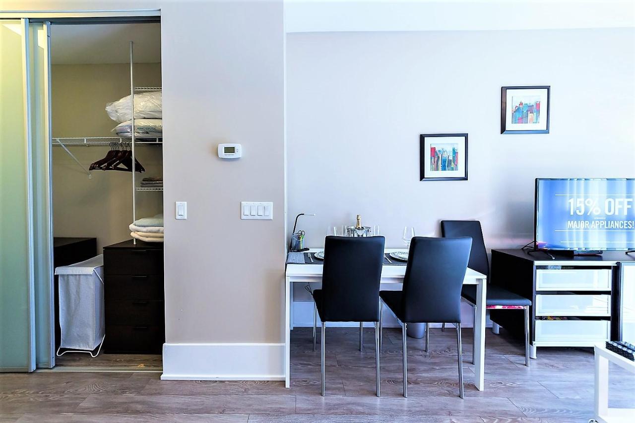 Upscale Suite At Cn Tower, Metro Convention & Rogers Centre Toronto Luaran gambar